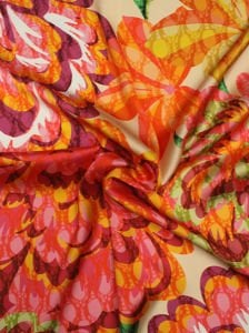 Çiçek Desen  ( 013 ) Dijital Baskılı Çift En Kumaş 150 cm